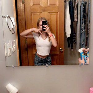 Meet your Posher, June